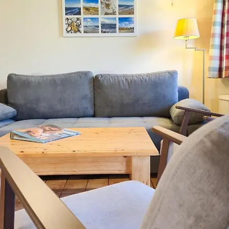 Ferienhaussiedlung Strandperlen Kuestenhof 2b Holiday home Wustrow (Fischland)